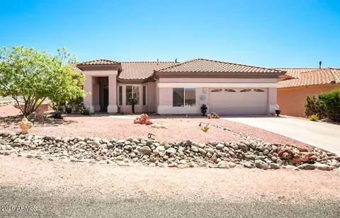 715 S Wandering River Rd, Cornville, AZ 86325