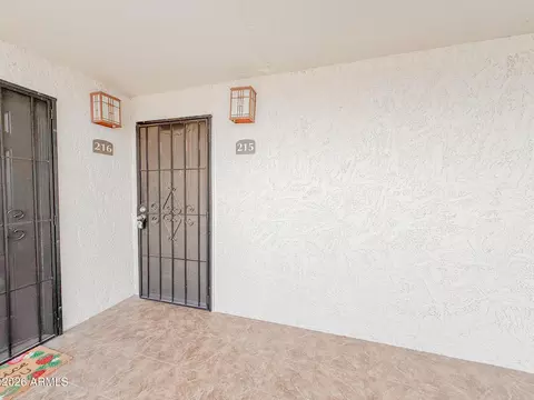 Exterior - 3825 E Camelback Rd #215, Phoenix, AZ 85018 photo 3 of 5