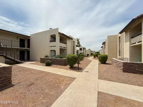 3825 E Camelback Rd #215, Phoenix, AZ 85018