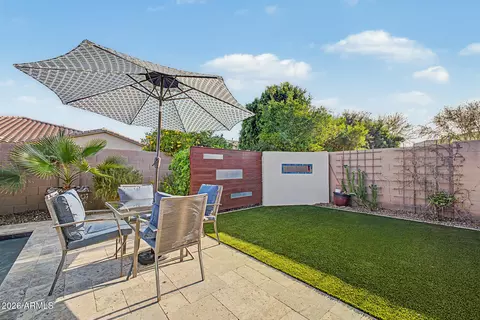 Exterior - 3641 E Narrowleaf Dr, Gilbert, AZ 85298 photo 18 of 22