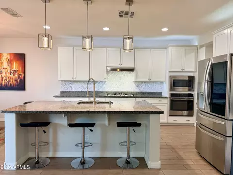 Kitchen - 3641 E Narrowleaf Dr, Gilbert, AZ 85298 photo 3 of 8