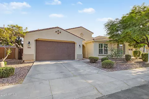 Exterior - 3641 E Narrowleaf Dr, Gilbert, AZ 85298 photo 5 of 22