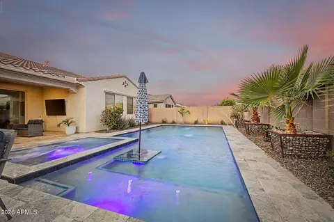 Exterior - 3641 E Narrowleaf Dr, Gilbert, AZ 85298 photo 6 of 22