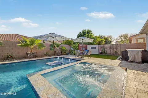 Exterior - 3641 E Narrowleaf Dr, Gilbert, AZ 85298 photo 14 of 22