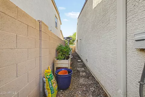 Exterior - 3641 E Narrowleaf Dr, Gilbert, AZ 85298 photo 19 of 22