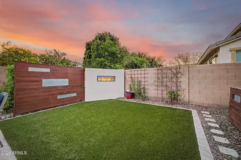 Exterior - 3641 E Narrowleaf Dr, Gilbert, AZ 85298 photo 10 of 22