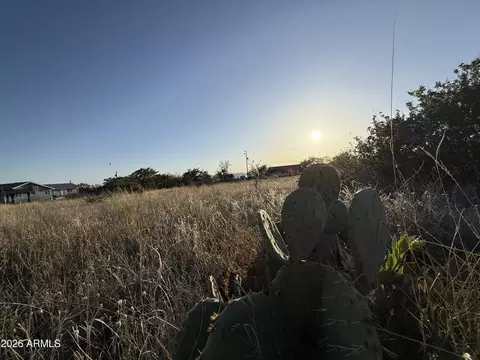 9365 S Steven Trail Trl #59, Wilhoit, AZ 86332