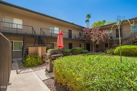 6530 N 12th St #10, Phoenix, AZ 85014 photo 4