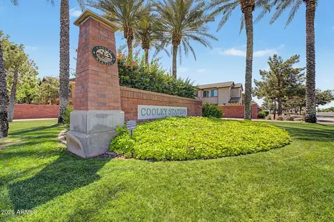 905 S Osborn Ln, Gilbert, AZ 85296