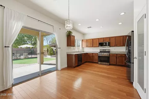 40846 N Eliana Dr, San Tan Valley, AZ 85140