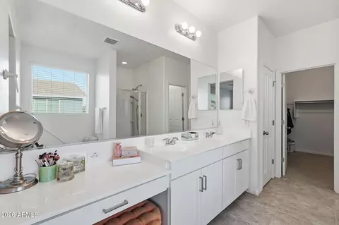 Bath - 9908 E Kinetic Dr, Mesa, AZ 85212 photo 1 of 2