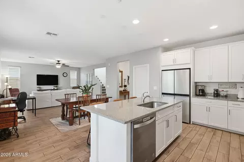 Kitchen - 9908 E Kinetic Dr, Mesa, AZ 85212 photo 4 of 6