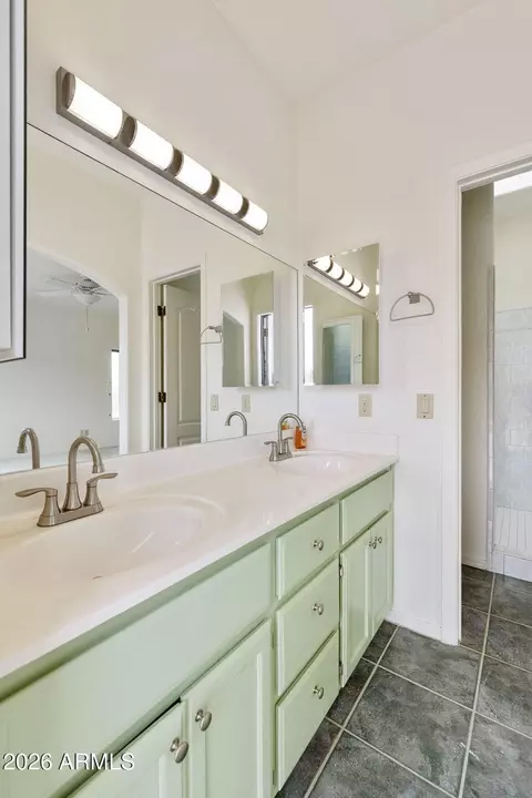 Bath - 1775 N Mountain View Rd, Apache Junction, AZ 85119 photo 1 of 3