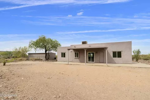 Exterior - 1775 N Mountain View Rd, Apache Junction, AZ 85119 photo 4 of 5