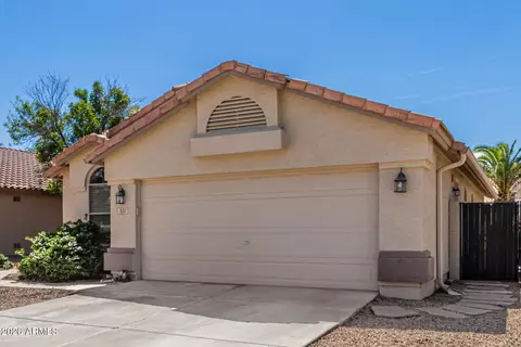 Exterior - 551 E Sherri Dr, Gilbert, AZ 85296 photo 6 of 10