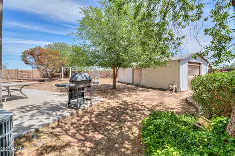 Exterior - 1301 S 7th St, Coolidge, AZ 85128 photo 5 of 11