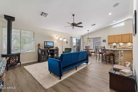Living - 3944 N 14th St, Phoenix, AZ 85014 photo 1 of 2