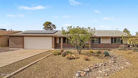 3910 E Shangri La Rd, Phoenix, AZ 85028