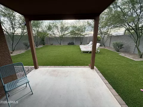 Exterior - 5838 S 23rd Dr, Phoenix, AZ 85041 photo 2 of 7