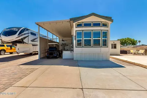 1374 W Chesapeake Ave, Apache Junction, AZ 85119 photo 2