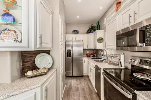 1374 W Chesapeake Ave, Apache Junction, AZ 85119 photo 13
