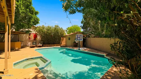 Exterior - 4405 Estes Way, Phoenix, AZ 85044 photo 8 of 19