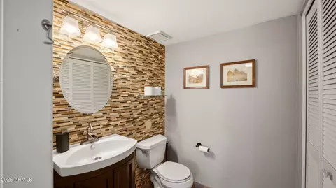 Bath - 4405 Estes Way, Phoenix, AZ 85044 photo 4 of 4