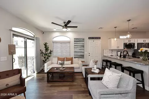 2725 E Mine Creek Rd #1146, Phoenix, AZ 85024