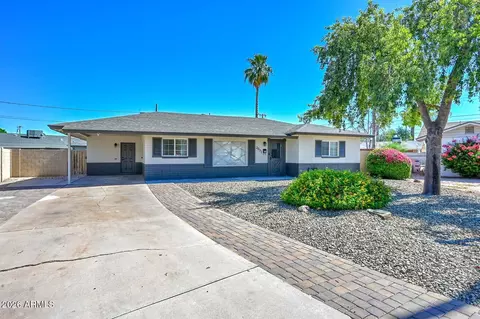 2032 E Cheery Lynn Rd, Phoenix, AZ 85016