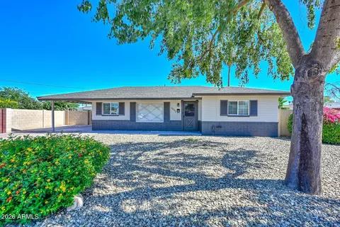 Exterior - 2032 E Cheery Lynn Rd, Phoenix, AZ 85016 photo 10 of 10