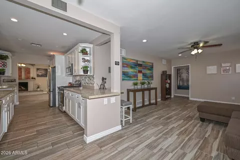 Entry Way - 2032 E Cheery Lynn Rd, Phoenix, AZ 85016 photo 1 of 1