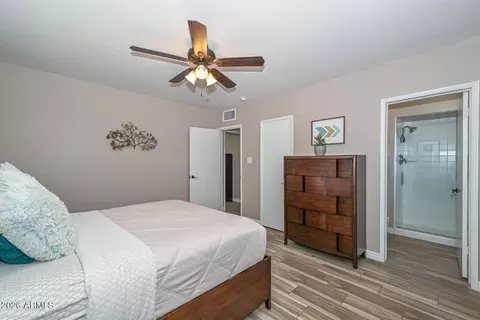 Bedroom - 2032 E Cheery Lynn Rd, Phoenix, AZ 85016 photo 3 of 7