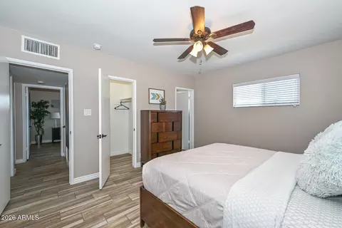 Bedroom - 2032 E Cheery Lynn Rd, Phoenix, AZ 85016 photo 4 of 7