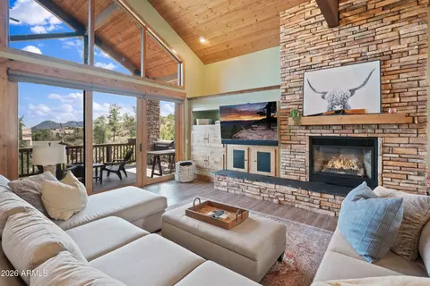 Living - 2601 E Golden Aster Cir, Payson, AZ 85541 photo 7 of 8