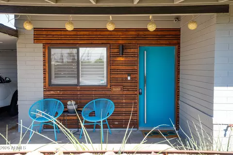 Exterior - 4021 N 8th Ave, Phoenix, AZ 85013 photo 2 of 12