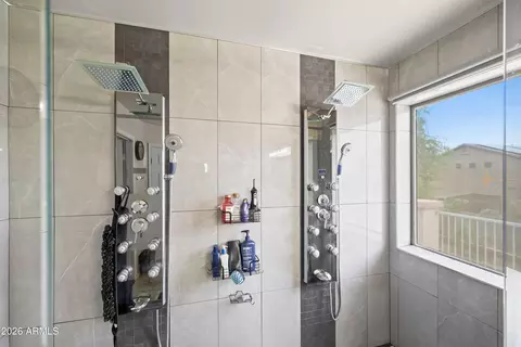 Bath - 2011 W Branham Ln, Phoenix, AZ 85041 photo 2 of 5