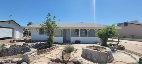 10615 W Alabama Ave, Sun City, AZ 85351