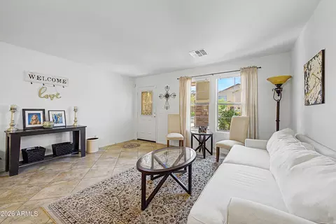 Living - 1821 E Patrick Ln, Phoenix, AZ 85024 photo 1 of 7