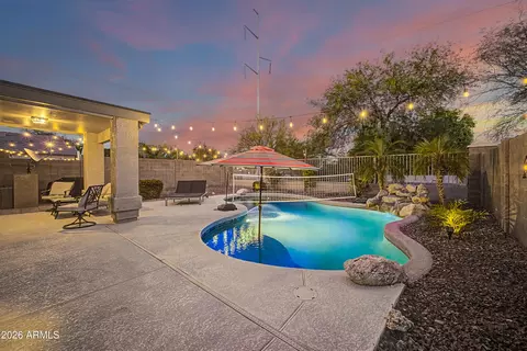 1821 E Patrick Ln, Phoenix, AZ 85024