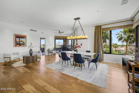 Dining - 1040 E Osborn Rd #402, Phoenix, AZ 85014 photo 1 of 7