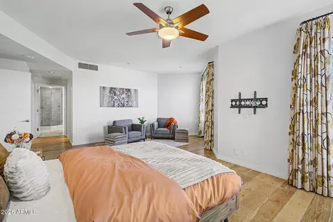 Bedroom - 1040 E Osborn Rd #402, Phoenix, AZ 85014 photo 4 of 7