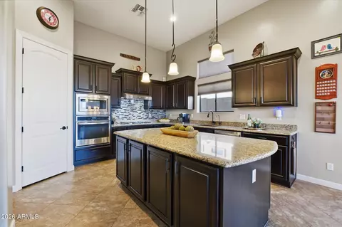 Kitchen - 2155 N Steele --, Mesa, AZ 85207 photo 4 of 5