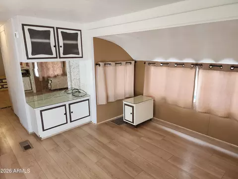 208 E Hedge Dr, Florence, AZ 85132 photo 6