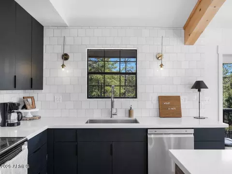 Kitchen - 5416 W Pinon Dr, Pine, AZ 85544 photo 5 of 5