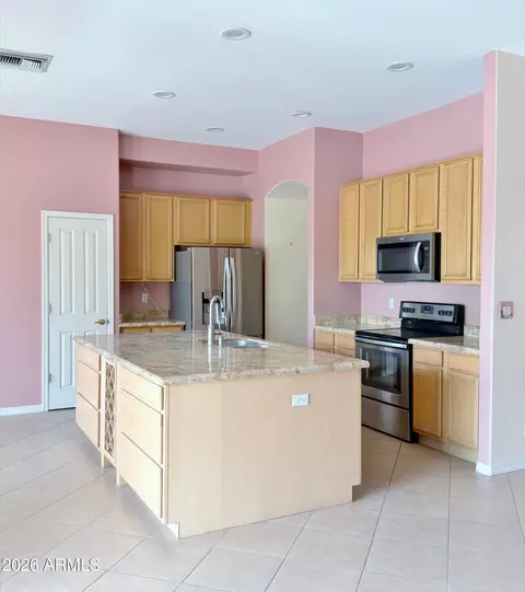 Kitchen - 1127 E Joy Ranch Rd, Phoenix, AZ 85086 photo 2 of 3