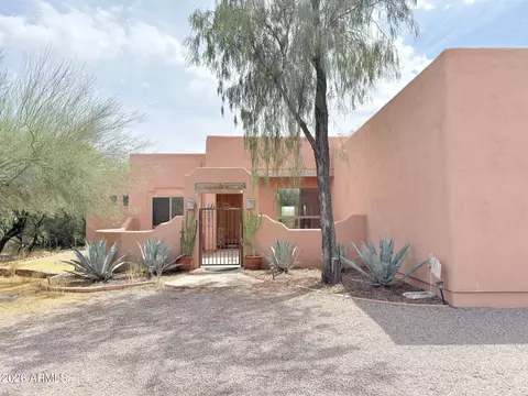Exterior - 1127 E Joy Ranch Rd, Phoenix, AZ 85086 photo 7 of 20