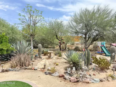 Exterior - 1127 E Joy Ranch Rd, Phoenix, AZ 85086 photo 11 of 20