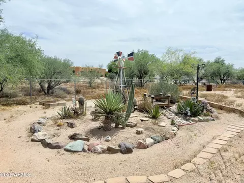 Exterior - 1127 E Joy Ranch Rd, Phoenix, AZ 85086 photo 12 of 20
