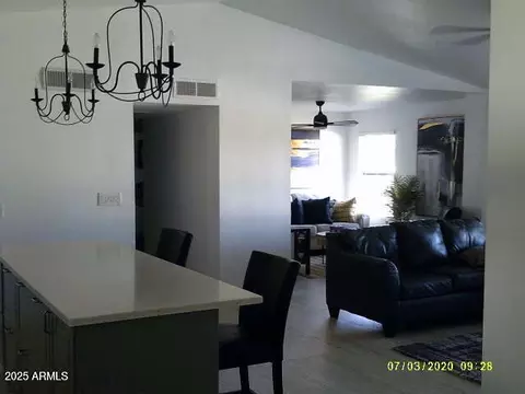 4606 E Cheyenne Dr, Phoenix, AZ 85044 photo 5