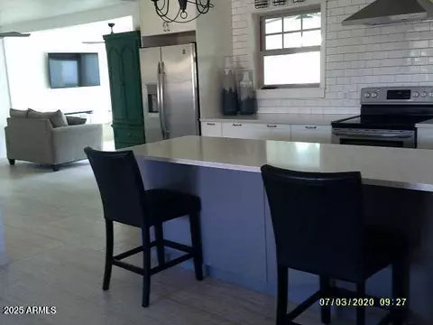 4606 E Cheyenne Dr, Phoenix, AZ 85044 photo 4